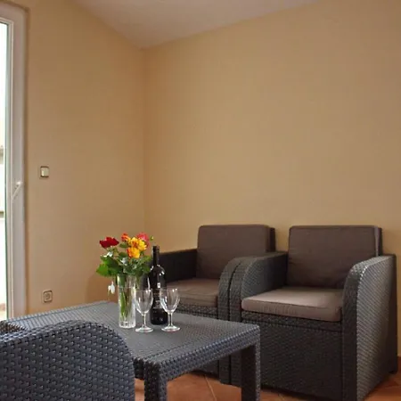 Apartment Dita *